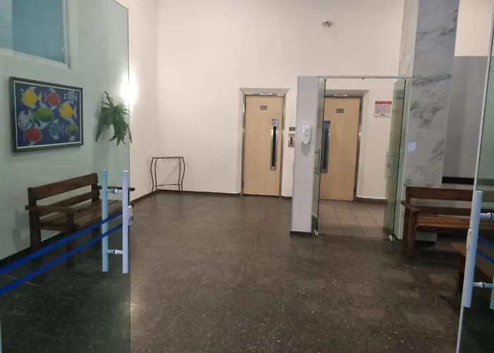 Apto Kampala a 50mt da praia de Pitangueiras - Localização privilegiada no coração do Guarujá 1 minuto da praia!